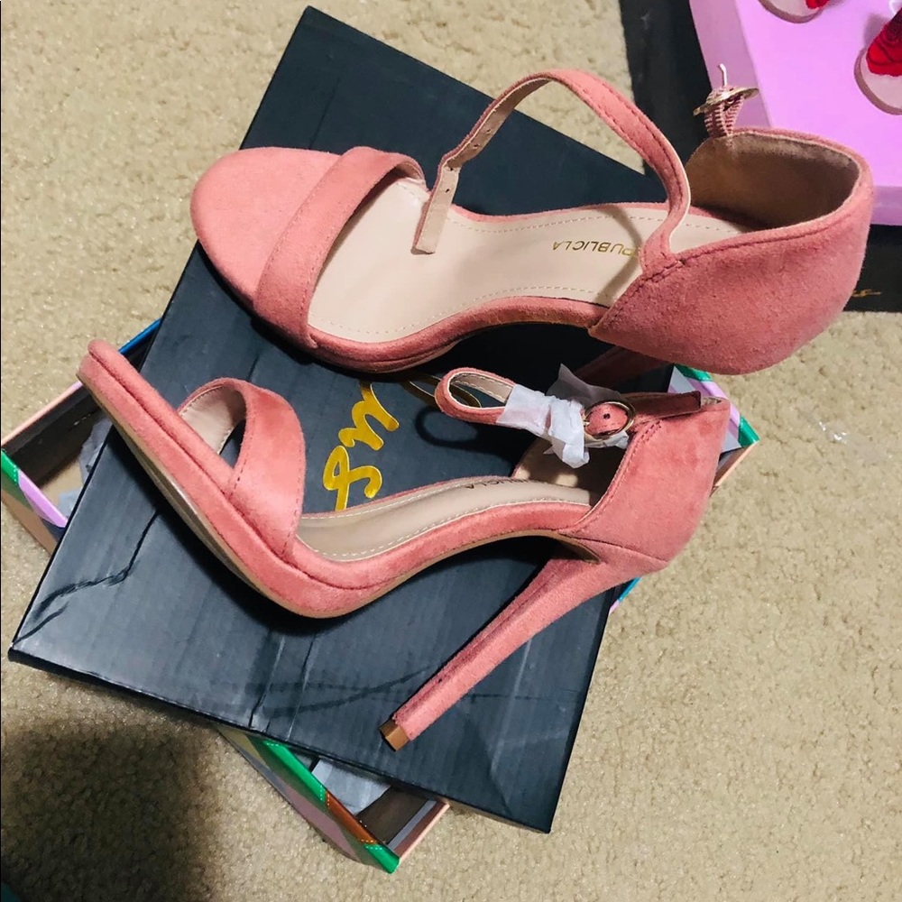 Brand new heels fits size 6.5